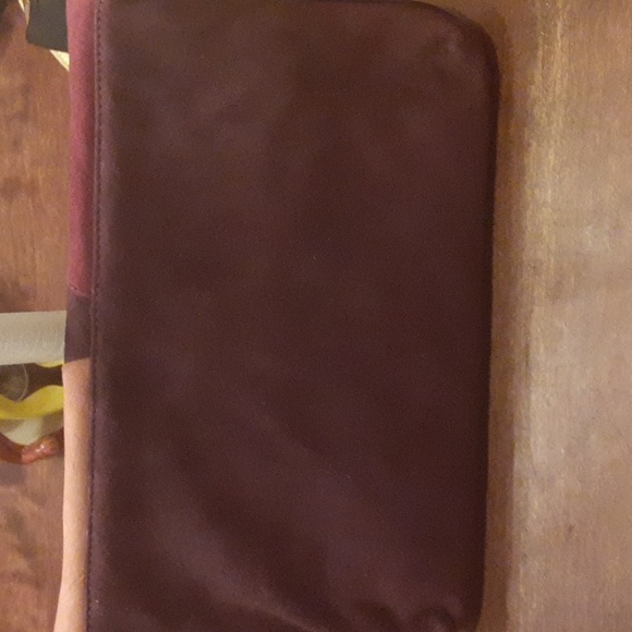 Hand bag cheap with buttons no strap in great shape - Picture 2 of 3